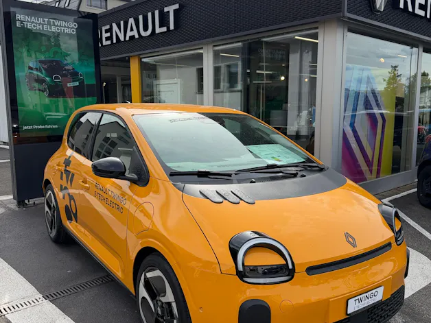RENAULT Twingo E-Tech 27kWh Techno