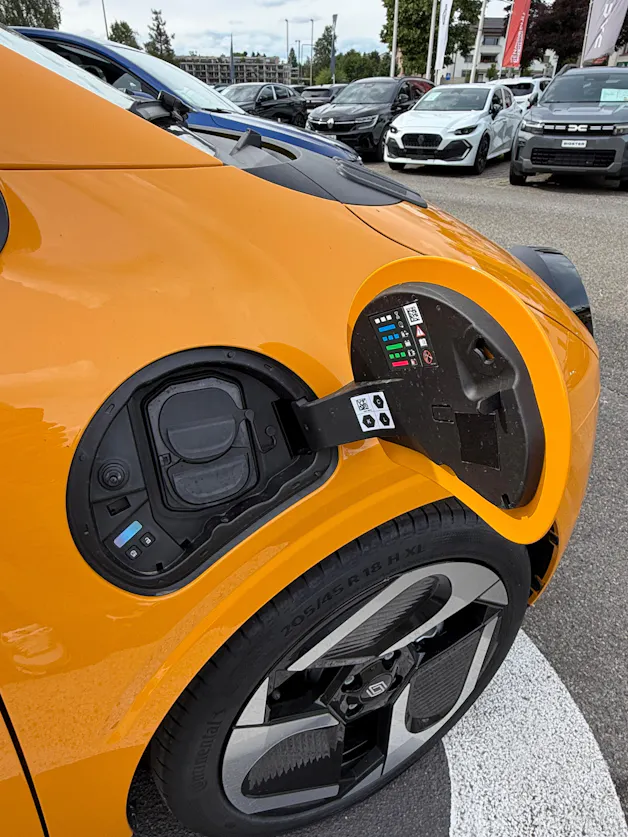 RENAULT Twingo E-Tech 27kWh Techno