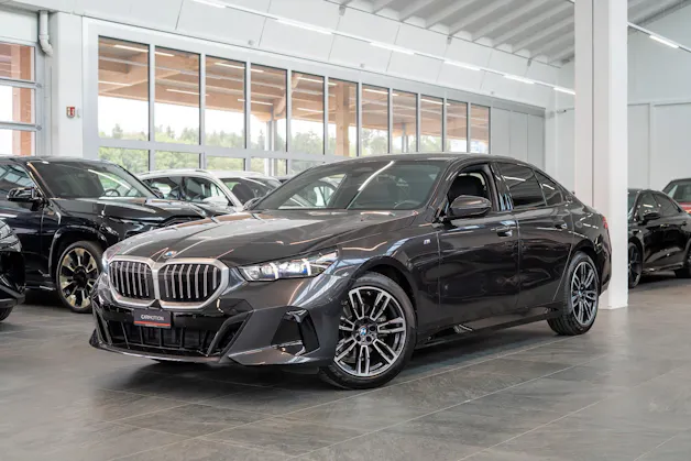 BMW 520d M Sport / Harman/Kardon / Rückfahrkamera / Ambientebeleuchtung