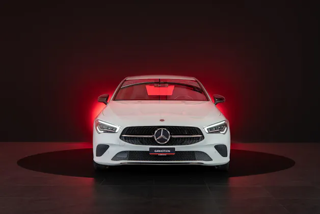 MERCEDES-BENZ CLA 180 Progressive / CH-Fahrzeug / Leder-Sitze / Rückfahrkamera
