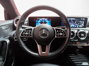 MERCEDES-BENZ CLA 180 Progressive / CH-Fahrzeug / Leder-Sitze / Rückfahrkamera