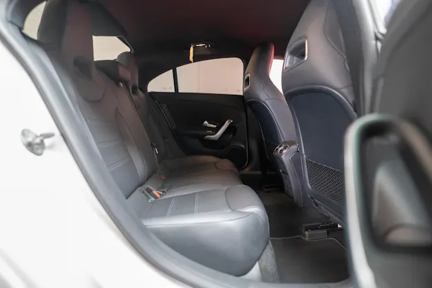 MERCEDES-BENZ CLA 180 Progressive / CH-Fahrzeug / Leder-Sitze / Rückfahrkamera