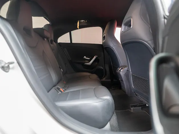 MERCEDES-BENZ CLA 180 Progressive / CH-Fahrzeug / Leder-Sitze / Rückfahrkamera