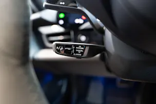 PORSCHE Taycan Turbo S / CH-Fahrzeug / Keramik Brems-Anlage / Panorama / Alcantara Lenkrad / Sport Chrono