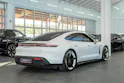 PORSCHE Taycan Turbo S / CH-Fahrzeug / Keramik Brems-Anlage / Panorama / Alcantara Lenkrad / Sport Chrono