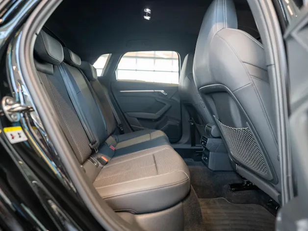 AUDI S3 Sportback 2.0 TFSI quattro S-Tronic / CH-Fahrzeug / Virtual Cockpit / Rückfahrkamera