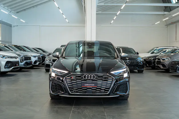 AUDI S3 Sportback 2.0 TFSI quattro S-Tronic / CH-Fahrzeug / Virtual Cockpit / Rückfahrkamera