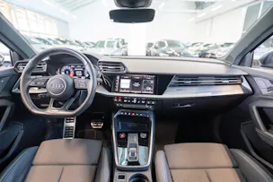 AUDI S3 Sportback 2.0 TFSI quattro S-Tronic / CH-Fahrzeug / Virtual Cockpit / Rückfahrkamera