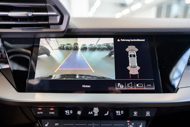AUDI S3 Sportback 2.0 TFSI quattro S-Tronic / CH-Fahrzeug / Virtual Cockpit / Rückfahrkamera