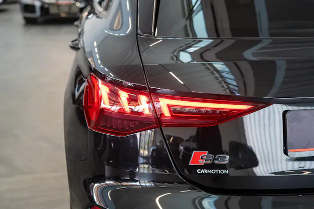 AUDI S3 Sportback 2.0 TFSI quattro S-Tronic / CH-Fahrzeug / Virtual Cockpit / Rückfahrkamera