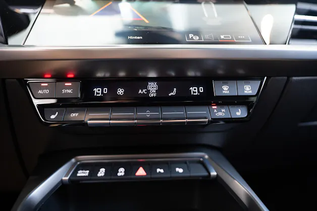AUDI S3 Sportback 2.0 TFSI quattro S-Tronic / CH-Fahrzeug / Virtual Cockpit / Rückfahrkamera