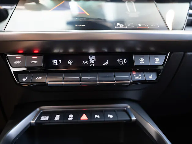 AUDI S3 Sportback 2.0 TFSI quattro S-Tronic / CH-Fahrzeug / Virtual Cockpit / Rückfahrkamera