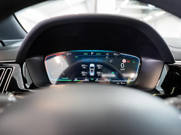 BYD Seal U DM-i Design AWD / Panorama / Head-Up Display / 360° Kamera