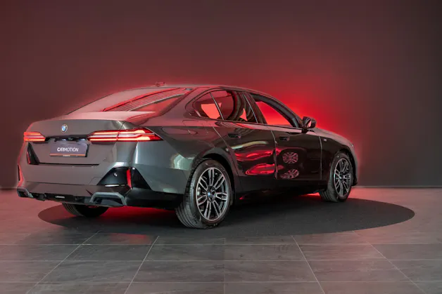BMW 520i M Sport / Rückfahrkamera / El. Sitze