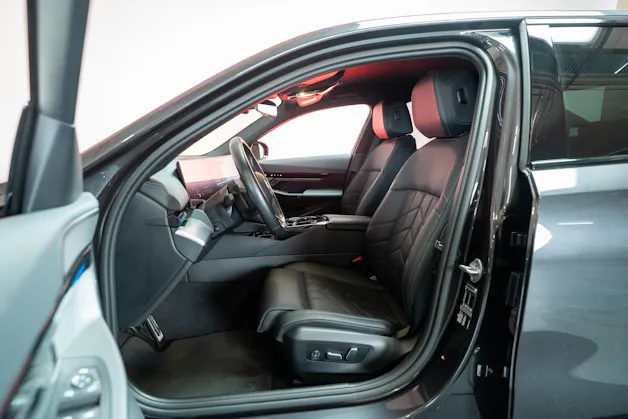 BMW 520i M Sport / Rückfahrkamera / El. Sitze