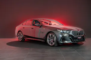 BMW 520i M Sport / Rückfahrkamera / El. Sitze