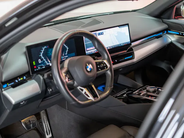 BMW 520i M Sport / Rückfahrkamera / El. Sitze