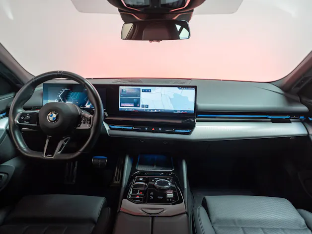 BMW 520i M Sport / Rückfahrkamera / El. Sitze