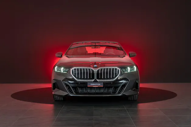 BMW 520i M Sport / Rückfahrkamera / El. Sitze