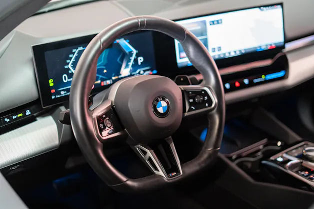 BMW 520i M Sport / Rückfahrkamera / El. Sitze