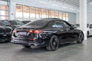 MERCEDES-BENZ E 450 d AMG Line 4matic / Hyperscreen / Panorama / 360°Kamera