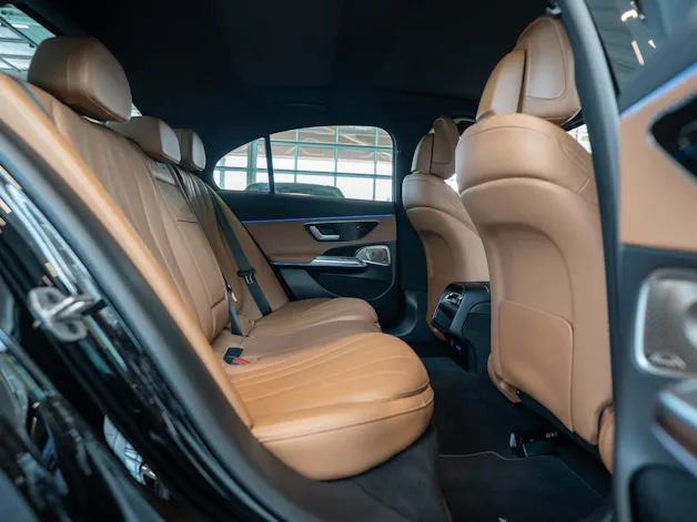 MERCEDES-BENZ E 450 d AMG Line 4matic / Hyperscreen / Panorama / 360°Kamera