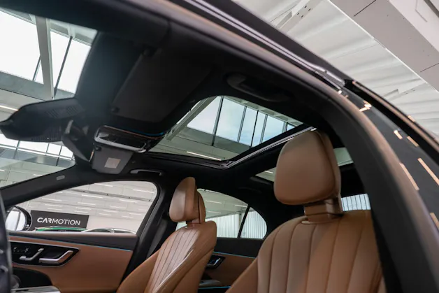 MERCEDES-BENZ E 450 d AMG Line 4matic / Hyperscreen / Panorama / 360°Kamera