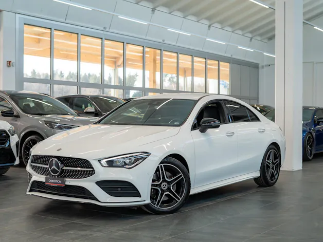 MERCEDES-BENZ CLA 200 d AMG Line 4matic Ambiente-Beleuchtung / Sitzheizung / Navi