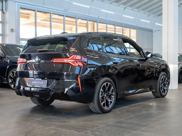 BMW X3 40d xDrive / Iconic Glow / Head-Up Display / Harman Kardon