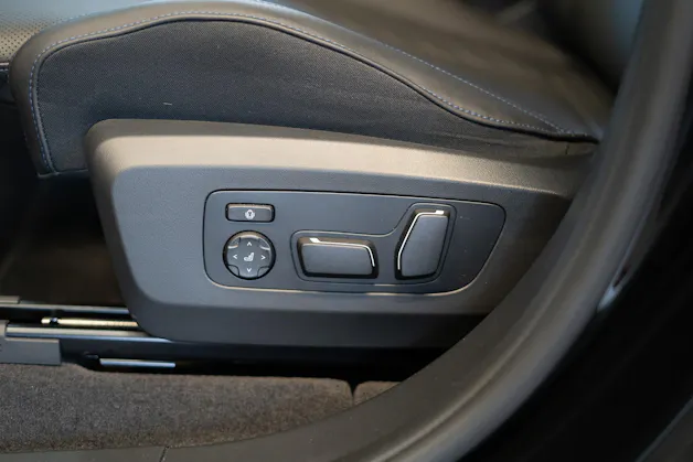 BMW X3 40d xDrive / Iconic Glow / Head-Up Display / Harman Kardon
