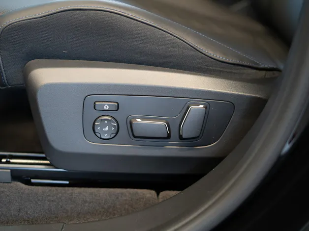 BMW X3 40d xDrive / Iconic Glow / Head-Up Display / Harman Kardon