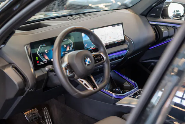BMW X3 40d xDrive / Iconic Glow / Head-Up Display / Harman Kardon