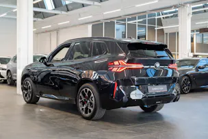 BMW X3 40d xDrive / Iconic Glow / Head-Up Display / Harman Kardon