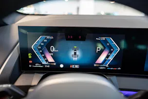 BMW X3 40d xDrive / Iconic Glow / Head-Up Display / Harman Kardon