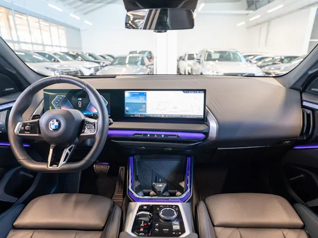 BMW X3 40d xDrive / Iconic Glow / Head-Up Display / Harman Kardon