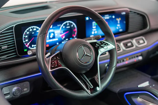 MERCEDES-BENZ GLE 450 d AMG Line 4matic Coupé / Panorama-Glasdach / Sitzlüftung / 360°Kamera