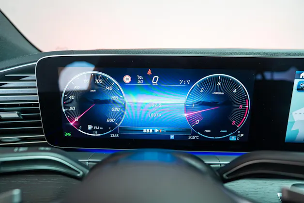 MERCEDES-BENZ GLE 450 d AMG Line 4matic Coupé / Panorama-Glasdach / Sitzlüftung / 360°Kamera