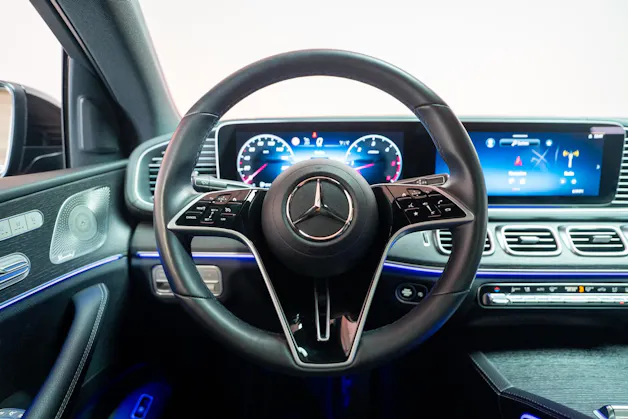 MERCEDES-BENZ GLE 450 d AMG Line 4matic Coupé / Panorama-Glasdach / Sitzlüftung / 360°Kamera