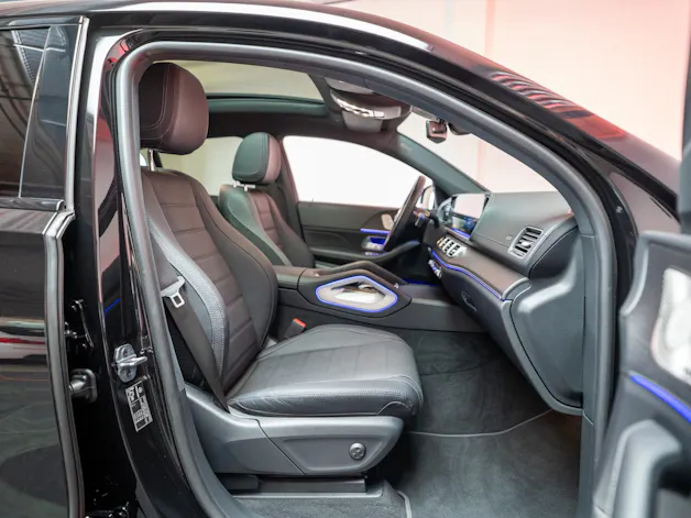 MERCEDES-BENZ GLE 450 d AMG Line 4matic Coupé / Panorama-Glasdach / Sitzlüftung / 360°Kamera