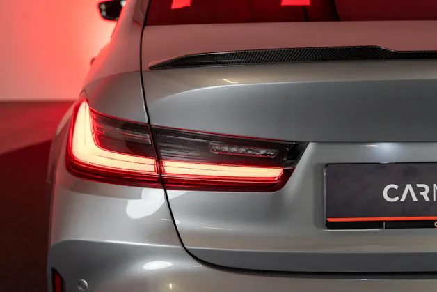 BMW M3 Competition xDrive / LCI / Head-Up / Harman Kardon / Carbon Interieu