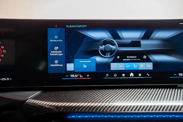 BMW M3 Competition xDrive / LCI / Head-Up / Harman Kardon / Carbon Interieu