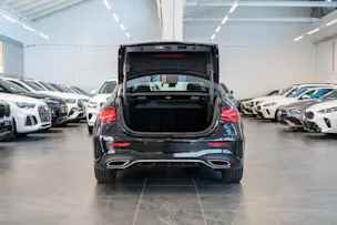 MERCEDES-BENZ A 200 d AMG Line Limousine / Facelift / Rückfahrkamera / Ambientebeleuchtung