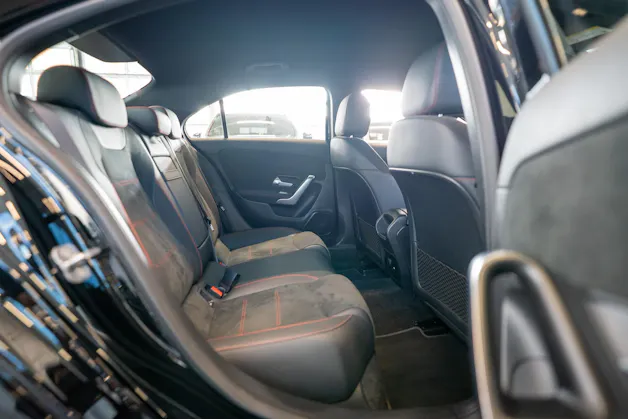 MERCEDES-BENZ A 200 d AMG Line Limousine / Facelift / Rückfahrkamera / Ambientebeleuchtung