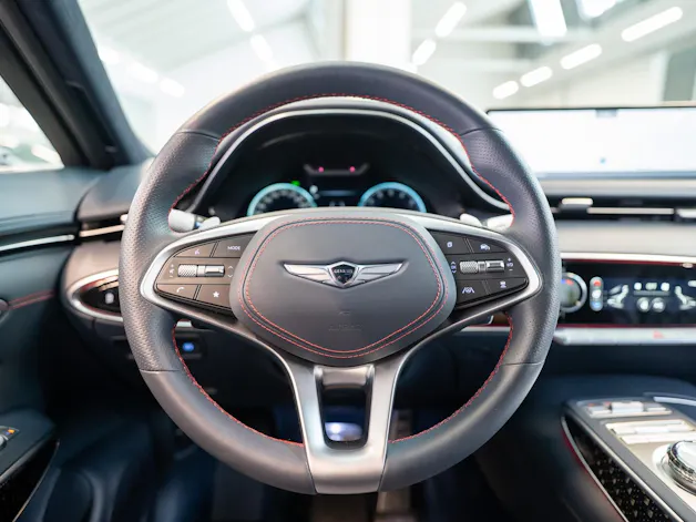 Genesis GV70 2.5T Sport / Panorama-Glasdach / Massage-Sitze / 360°Kamera