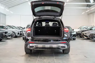 MERCEDES-BENZ GLC 300 d AMG Line 4matic / Rückfahrkamera / el.Sitze / Ambientebeleuchtung