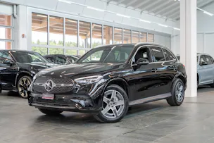 MERCEDES-BENZ GLC 300 d AMG Line 4matic / Rückfahrkamera / el.Sitze / Ambientebeleuchtung