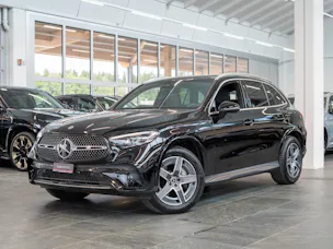 MERCEDES-BENZ GLC 300 d AMG Line 4matic / Rückfahrkamera / el.Sitze / Ambientebeleuchtung
