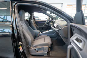 AUDI Q5 2.0 40 TFSI quattro S-Tronic S-Line / Rückfahrkamera / Navi / Sportsitze