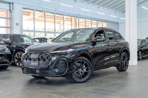 AUDI Q5 2.0 40 TFSI quattro S-Tronic S-Line / Rückfahrkamera / Navi / Sportsitze