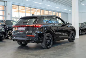 AUDI Q5 2.0 40 TFSI quattro S-Tronic S-Line / Rückfahrkamera / Navi / Sportsitze